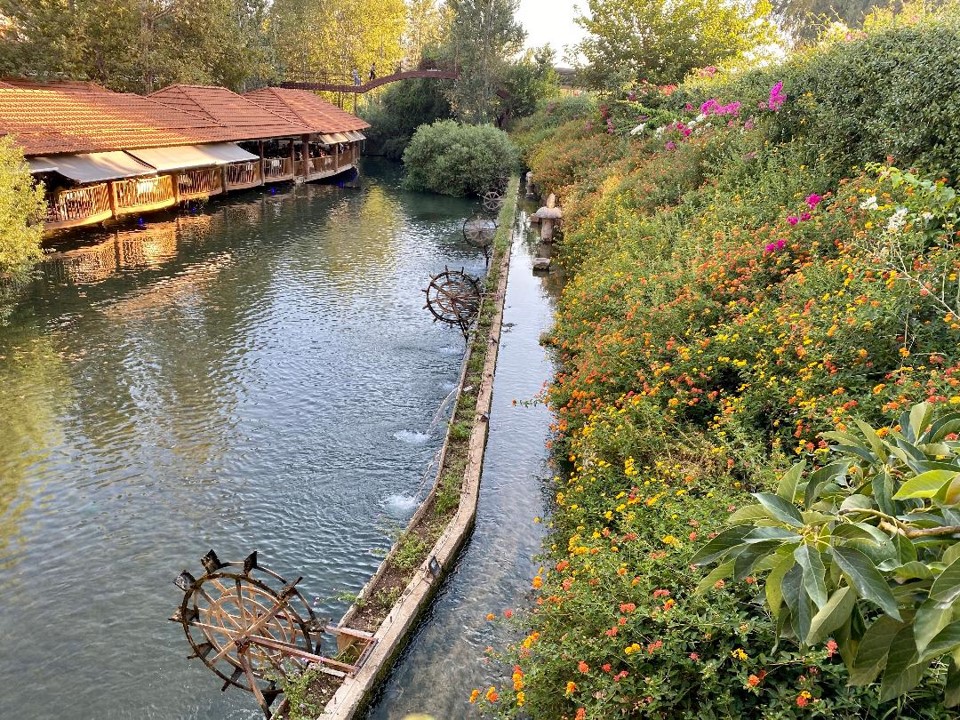 Al Bohsasa Restaurant